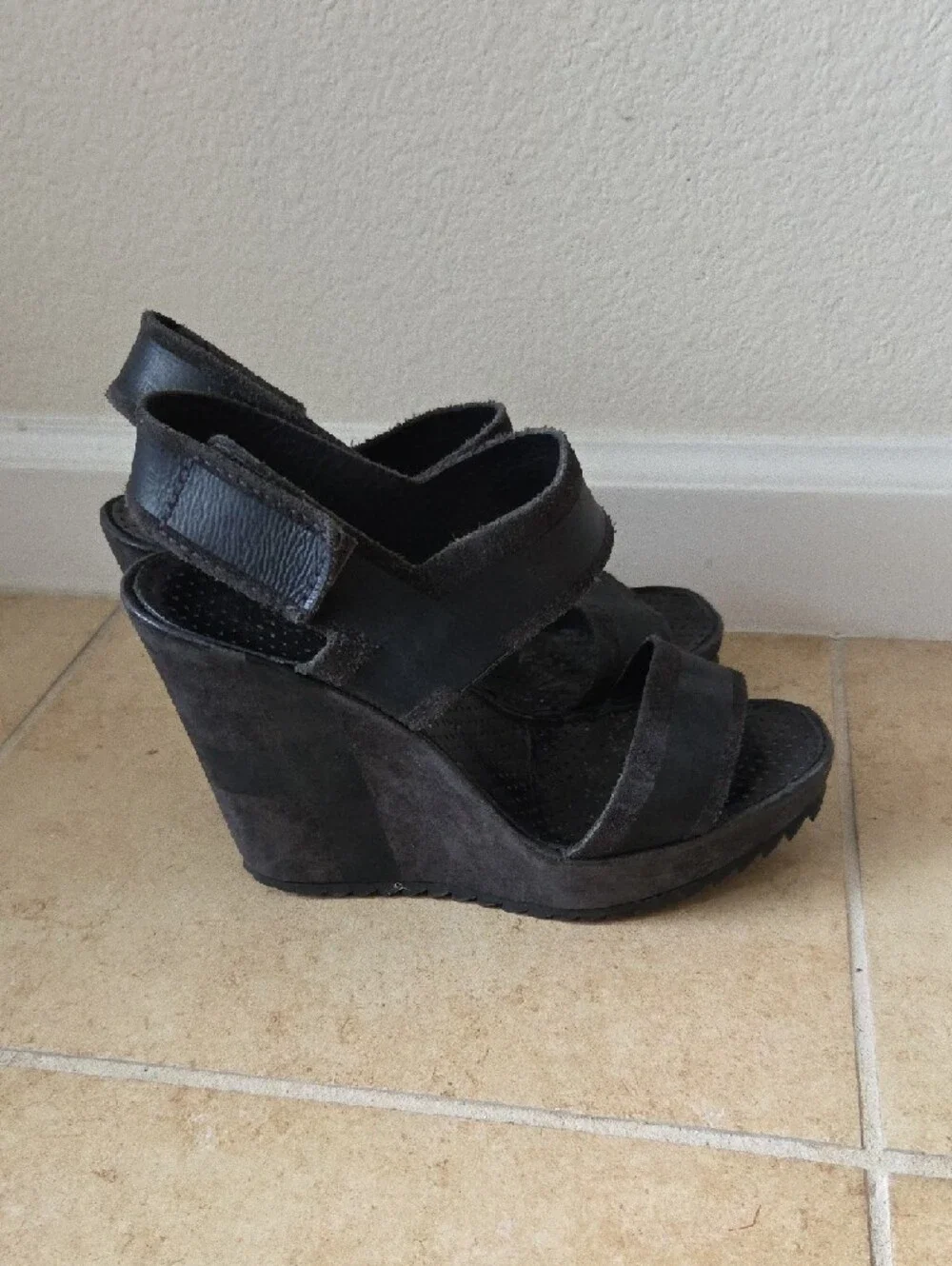 Pedro Garcia Black Leather & Suede Wedge Platform Sandals Velcro 4.5